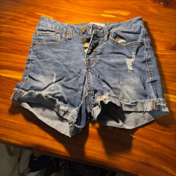 Mudd Denim Short, Size 1 - Picture 1 of 6